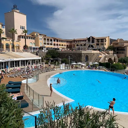Cap Esterel Famille Multisports-2 Pieces Vue -jardin - Parking -climatisation- 5 Piscines Dont Chauffee Animations Petits Et Grands A Partir Du 04 Avril Au 02 Novembre Apartman