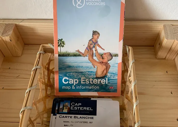 Cap Esterel Famille - Multisports- Appartement 4 Personnes En Rez De Jardin - Vue Mer -Terrasse -Parking - شقة