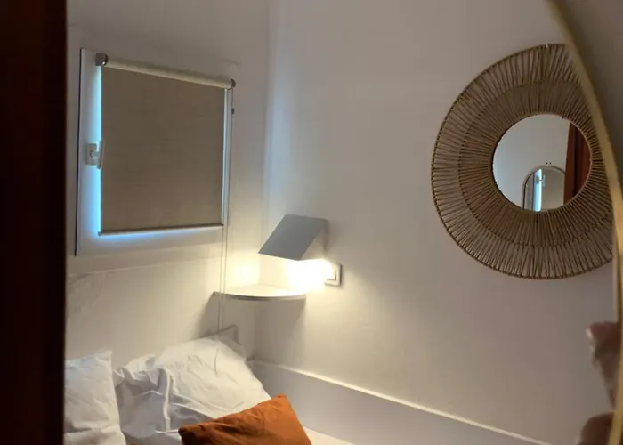 Cap Esterel Famille - Multisports- Appartement 4 Personnes En Rez De Jardin - Vue Mer -Terrasse -Parking - Saint-Raphaël