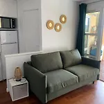 Cap Estérel Famille - Multisports- 4 Personnes En Rez De Jardin - Vue -terrasse -parking - Saint-Raphaël