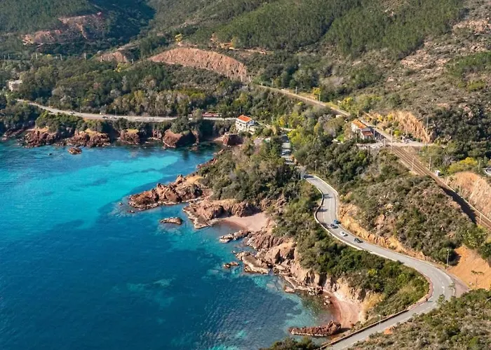 CAP ESTÉREL Famille Multisports-2 pièces vue Mer -JARDIN - Parking -Climatisation- 5 piscines dont une chauffée Animations petits et Grands à partir du 04 Avril au 02 Novembre