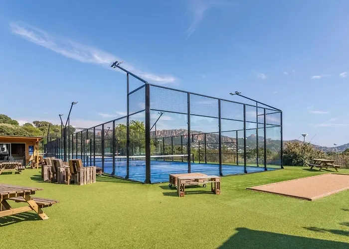 Apartamento CAP ESTÉREL Famille Multisports-2 pièces vue Mer -JARDIN - Parking -Climatisation- 5 piscines dont une chauffée Animations petits et Grands à partir du 04 Avril au 02 Novembre Saint-Raphaël