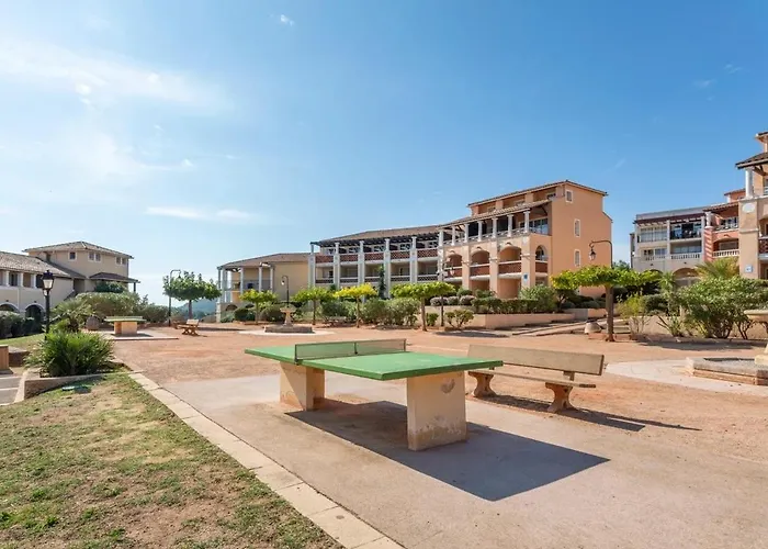 CAP ESTÉREL Famille Multisports-2 pièces vue Mer -JARDIN - Parking -Climatisation- 5 piscines dont une chauffée Animations petits et Grands à partir du 04 Avril au 02 Novembre Saint-Raphaël