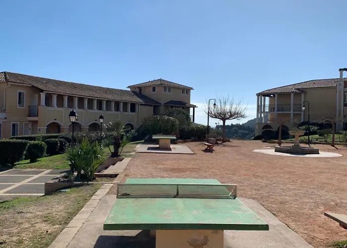 CAP ESTÉREL Famille Multisports-2 pièces vue Mer -JARDIN - Parking -Climatisation- 5 piscines dont une chauffée Animations petits et Grands à partir du 04 Avril au 02 Novembre Apartamento