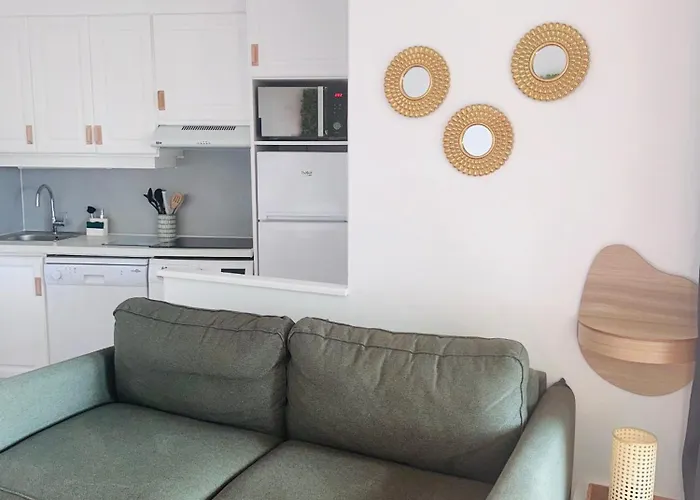 Cap Esterel Famille - Multisports- Appartement 4 Personnes En Rez De Jardin - Vue Mer -Terrasse -Parking - Διαμέρισμα